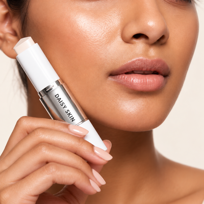 COLOR CHANGING FOUNDATION STICK